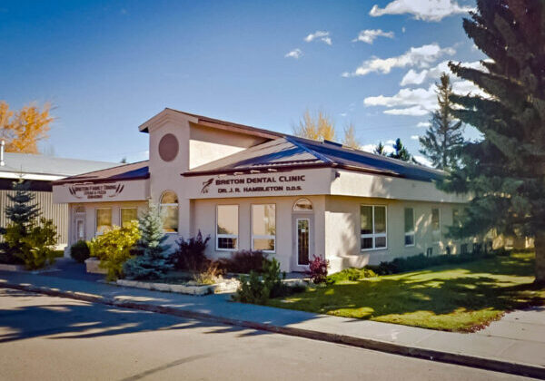 Breton Dental Office Exterior building on a summer day in Breton, Alberta